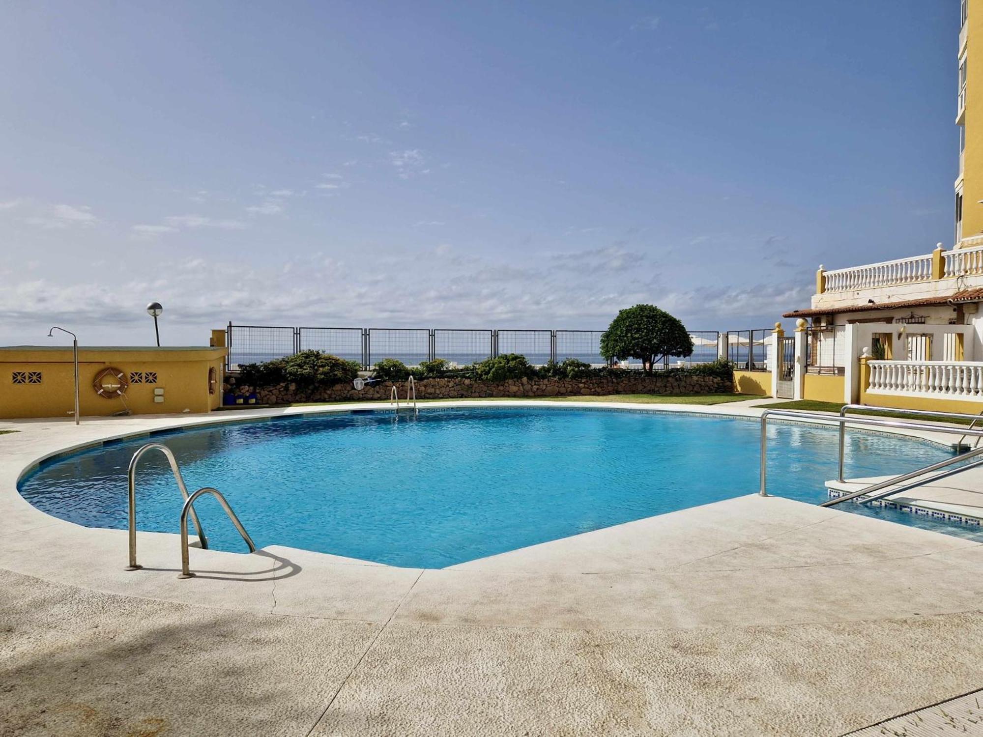 Appartement Sr Almirante 1ª Linea De Playa à Sitio de Calahonda Extérieur photo