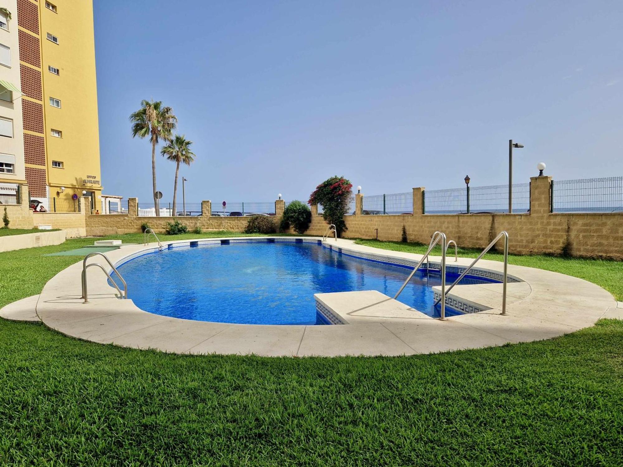 Appartement Sr Almirante 1ª Linea De Playa à Sitio de Calahonda Extérieur photo